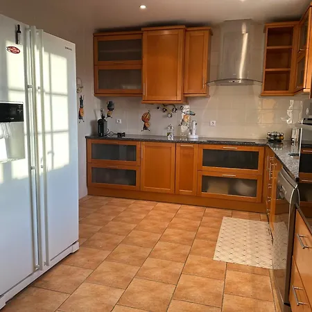 Дом отдыха House In Алкобаса